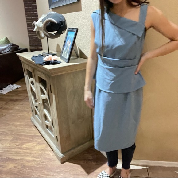 Adrianna PAPELL size 10 formal dress midi length … gorgeous 😘 - Picture 2 of 5